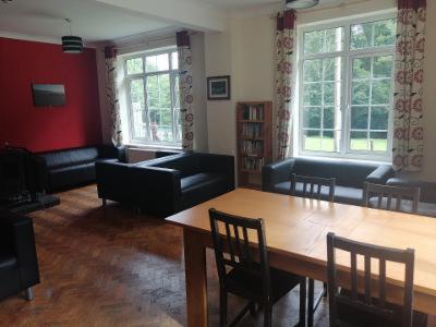 Kings Hostel Dolgellau Bagian luar foto