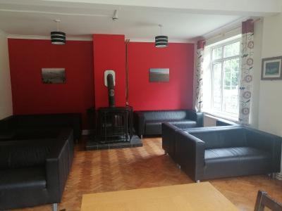 Kings Hostel Dolgellau Bagian luar foto